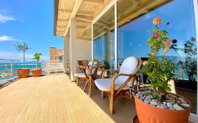 Eka Luxury Two-Bedroom Seaview Apartment